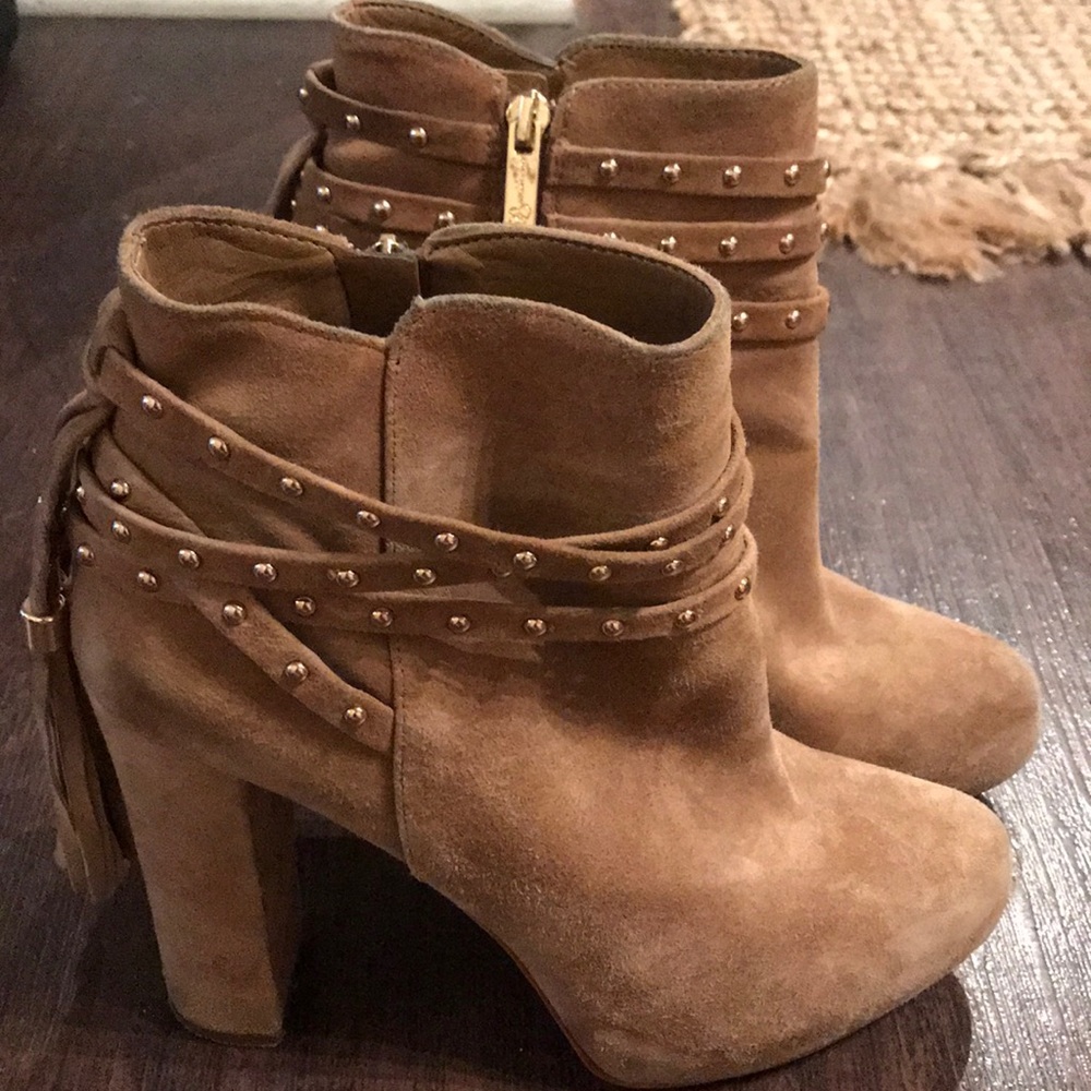 Jessica Simpson tan booties size 8.5